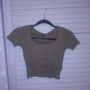 cropped shirt